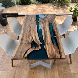 Exotiskt matbord i europeisk valnöt och tvåfärgad blågrön harts